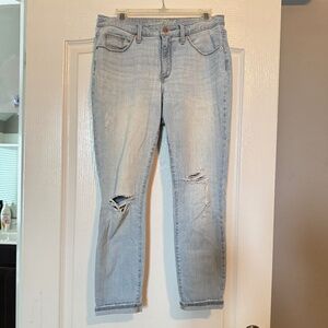 Women’s jeans